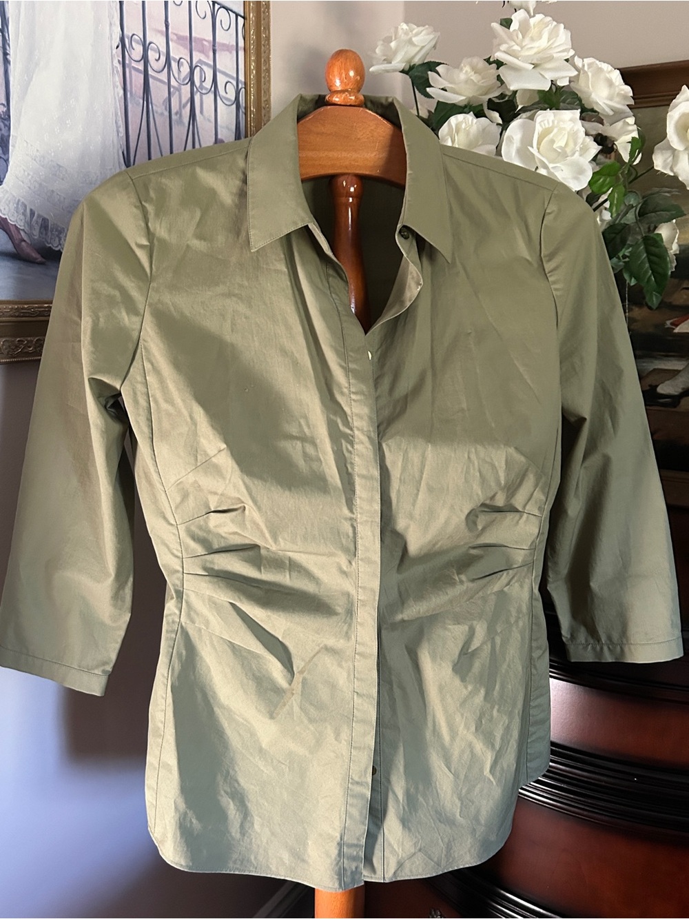 Lafayette 148 New York Olive Green Slim-Fit Cotton Button Front Shirt